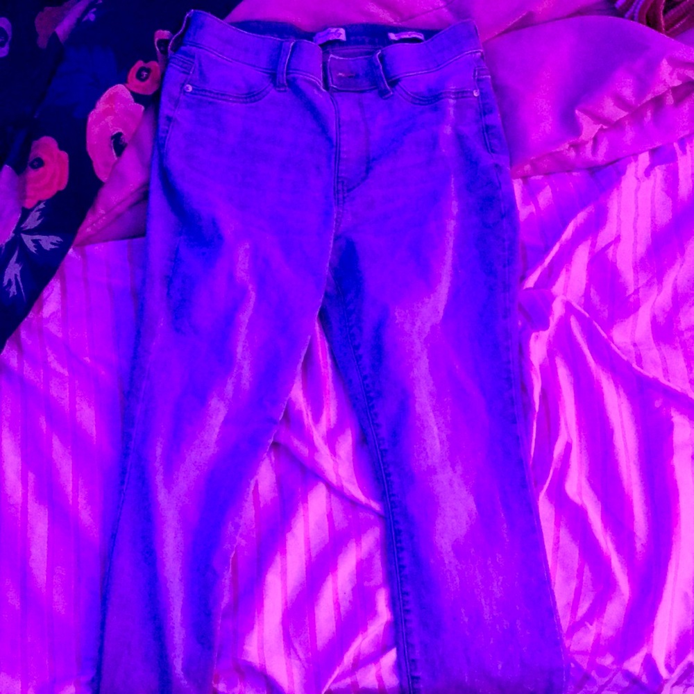 Wonderly Pull-On Jeggings